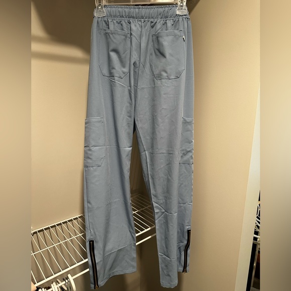 Scrub Pants, great condition - Picture 2 of 2